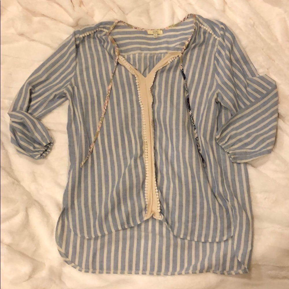 NWOT women’s striped blouse. 100% cotton.
